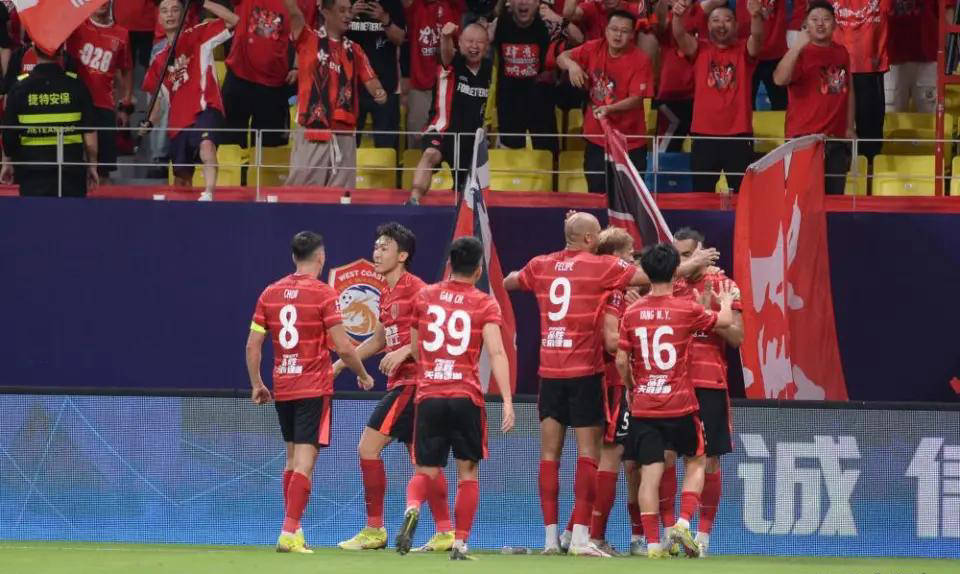 开云棋牌纽卡斯尔集结日绝杀压哨；志在亚冠名次提升；底气十足；团队化学反应显著(2024利雅得胜利vs哈萨征服比赛视频集锦)