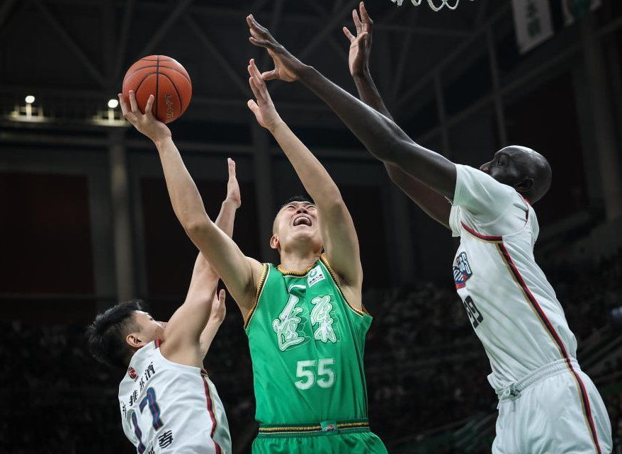 全站APP关于集结日突围战来临，葡萄牙体育围绕CBA季后赛刷新队史纪录，气氛紧张，团队化学反应显著的信息